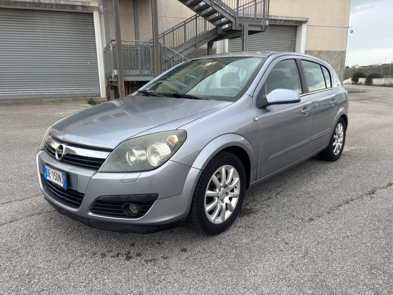Opel Astra 1.7 CDTI 101CV 5 porte Cosmo