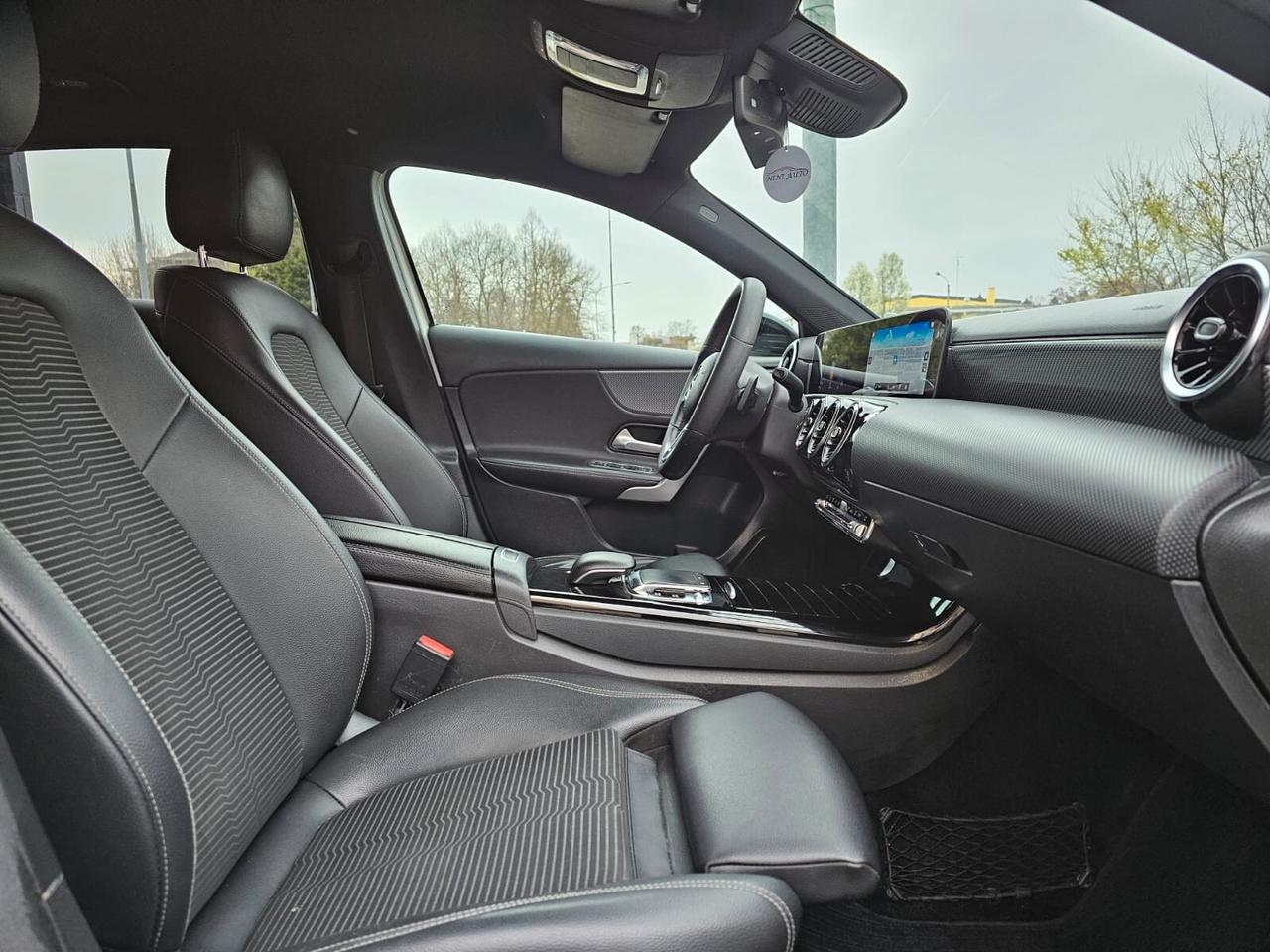 Mercedes-benz A 180d 115cv Sport*Aut*Pelle*Navi*Bi-Xeno*18*Euro6