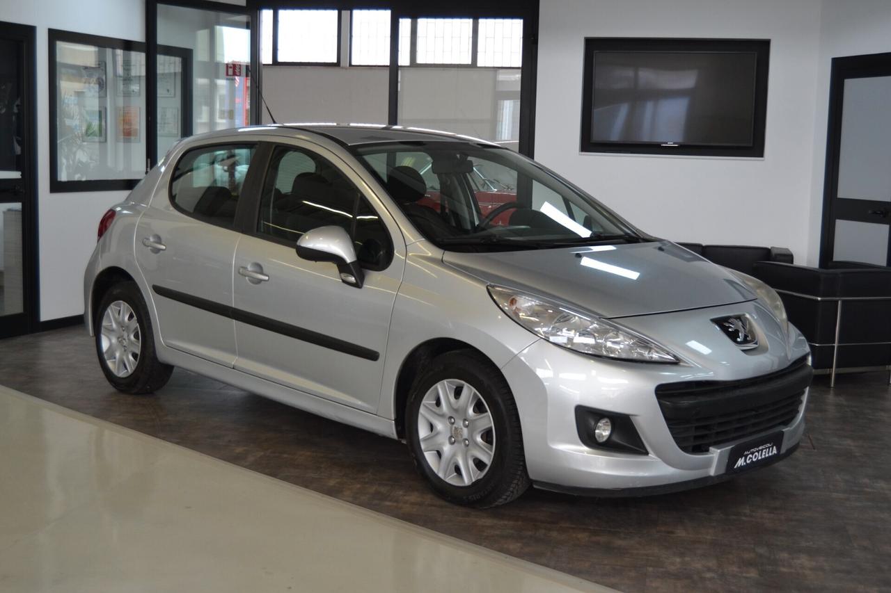 Peugeot 207 1.4 8V 75CV 5p. X Line ECO GPL