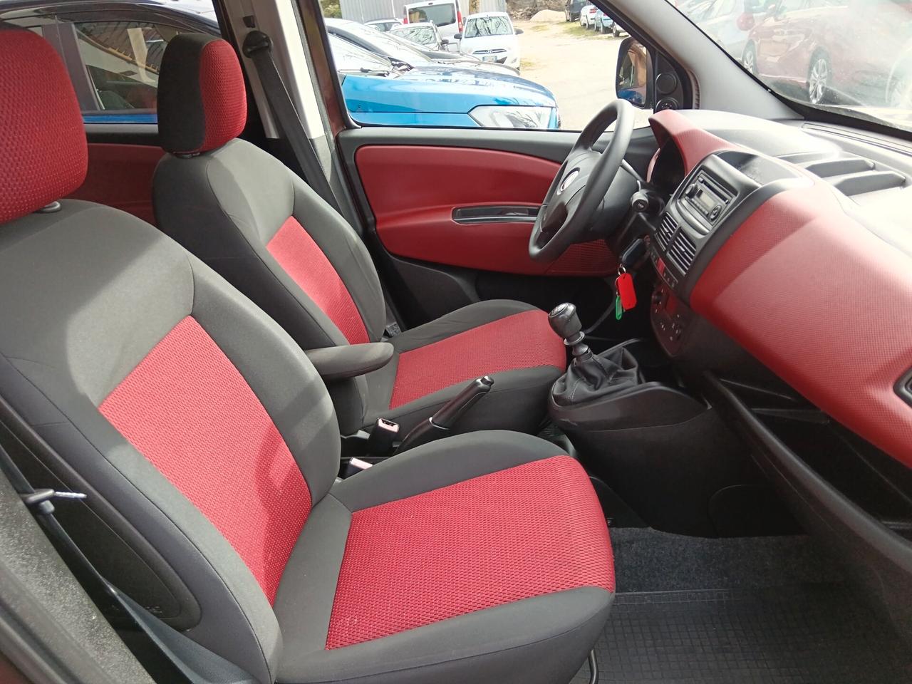 Fiat Doblo 1.6 MJT 105CV EMOTION PERFETTO