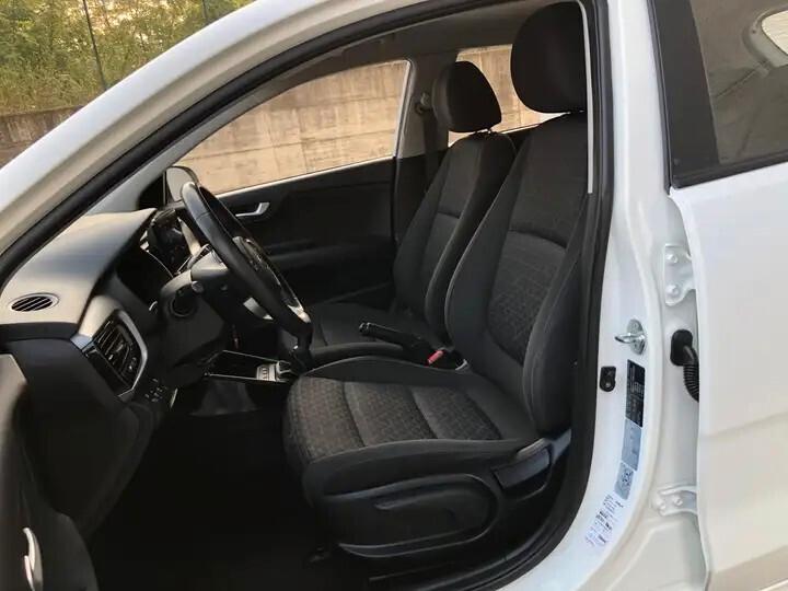 Kia Rio 1.0 T-GDi MHEV iMT Style-UNIPROPRIETARIO