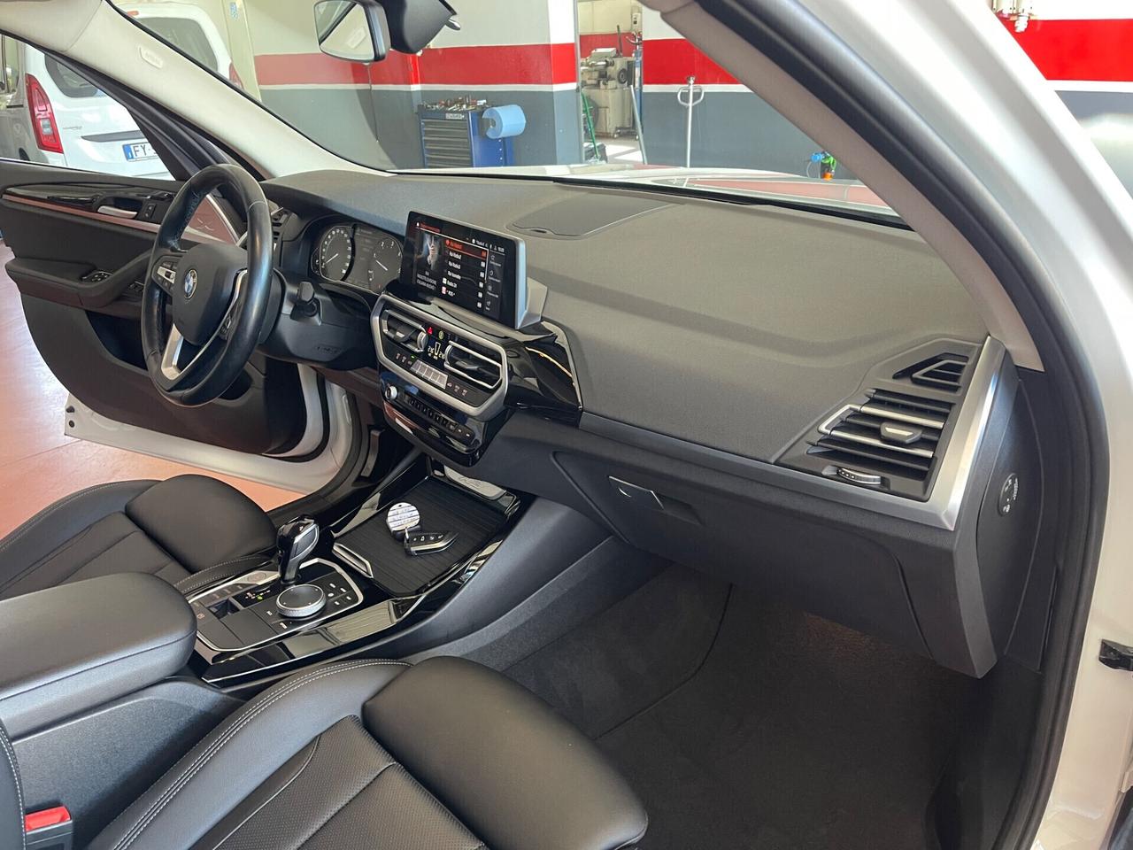Bmw X3 sDrive18d 48V