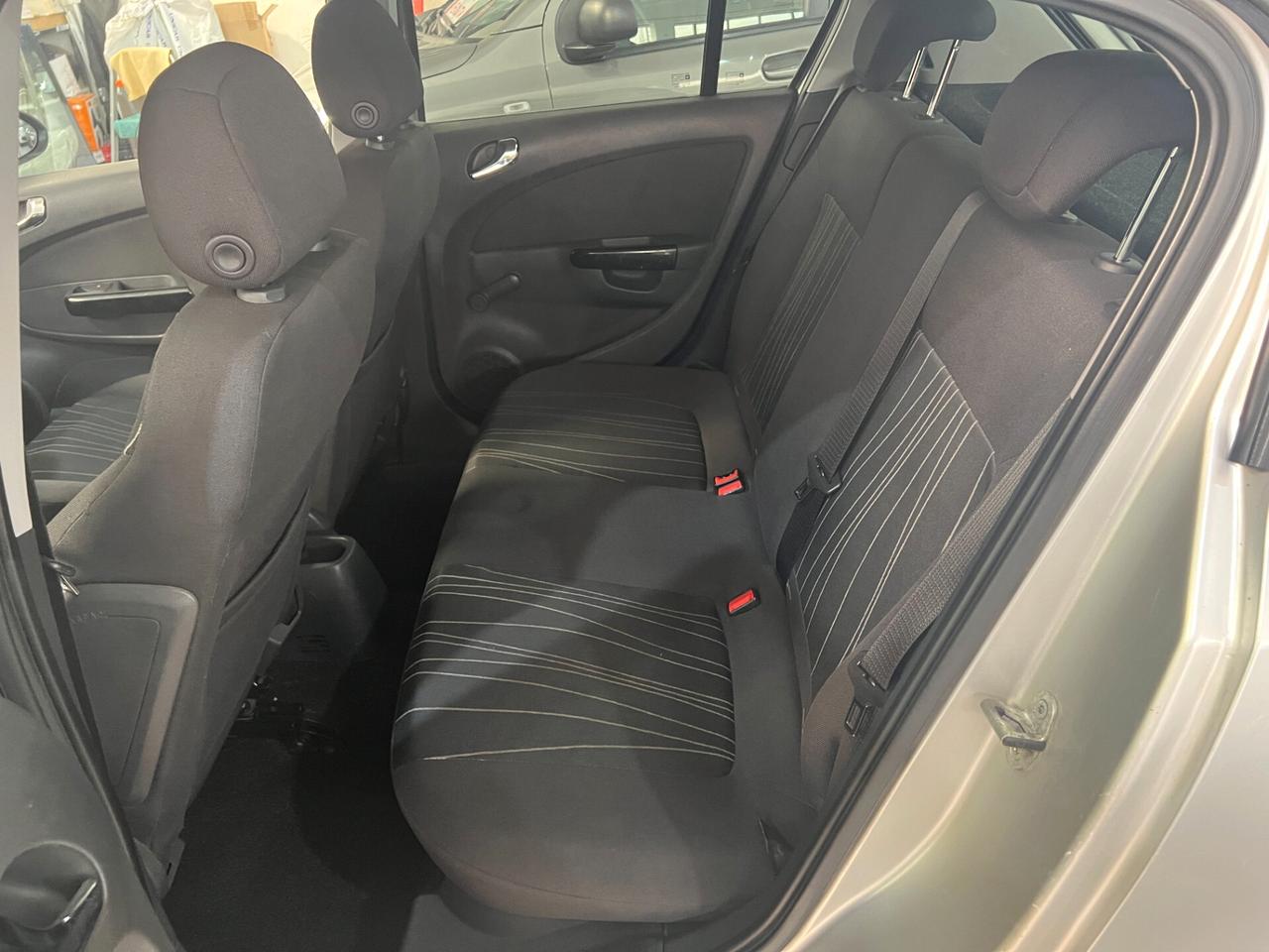 Opel Corsa 1.3 CDTI 75CV - Elective - 2011