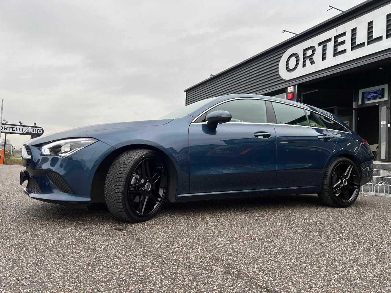 MERCEDES-BENZ CLA 200 d Aut. Shooting Brake Business IVA DEDUCIBILE