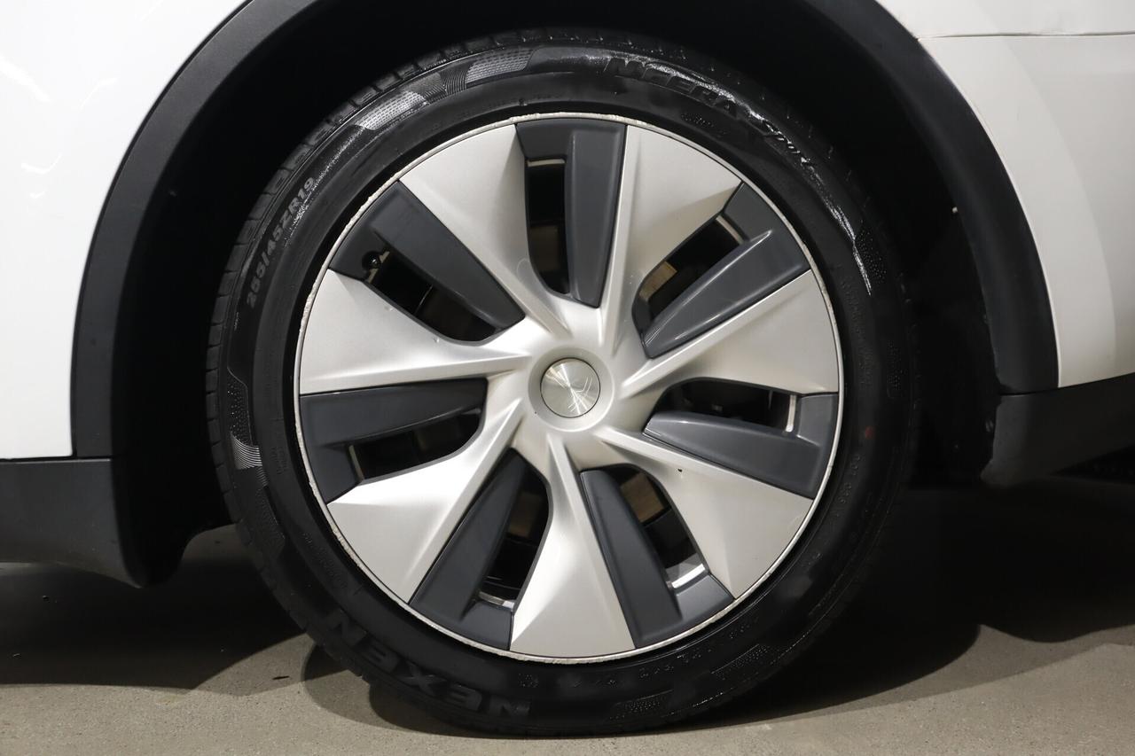 Tesla Model Y 299CV - POMPA DI CALORE - CAMERA