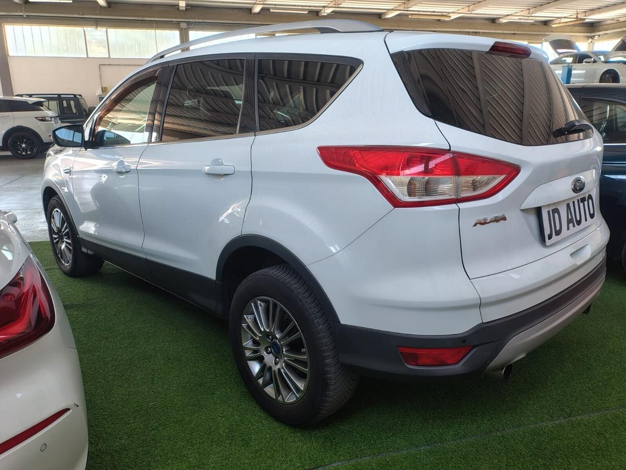 Ford Kuga 2.0 TDCI 140 CV 4WD Titanium