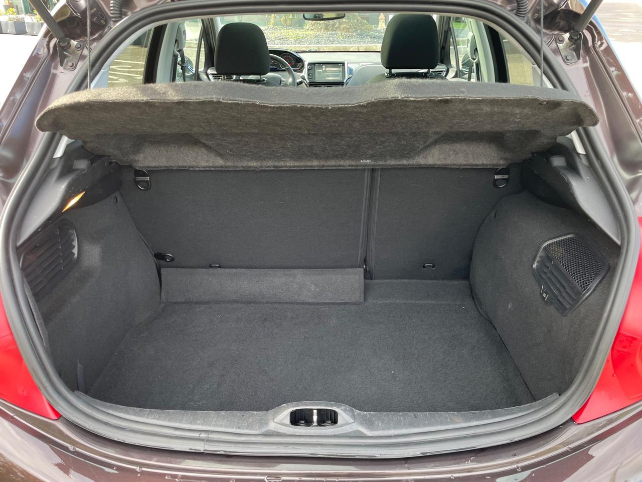 Peugeot 208 1.6 e-HDi 115 CV Stop&Start 5 porte Allure*Neo patentati *