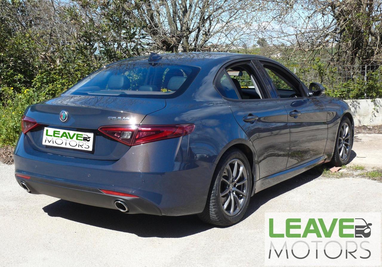Alfa Romeo Giulia 180 CV AT8 Sport (M1487)