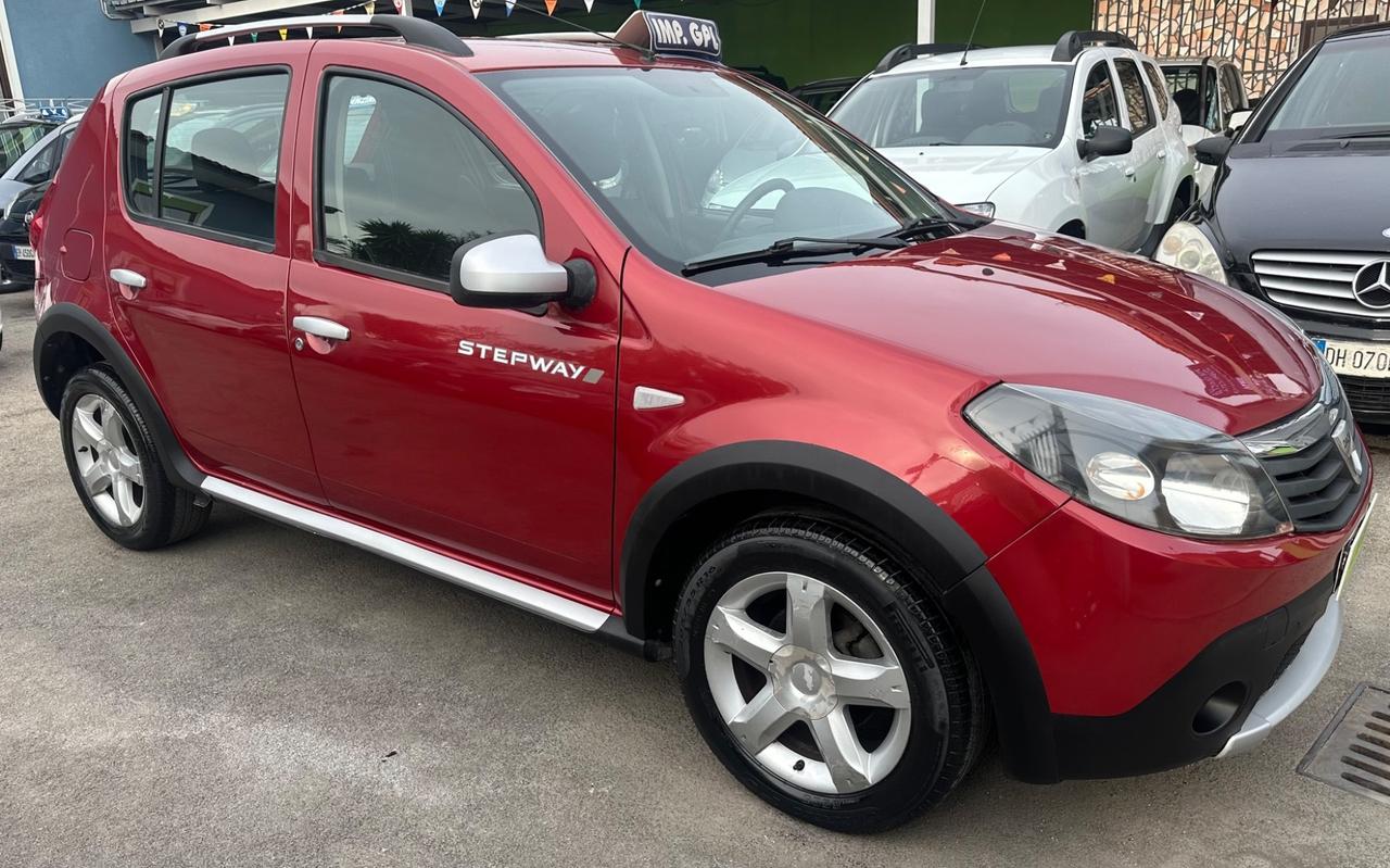 Dacia Sandero Stepway 1.6 BENZ/GPL 85CV