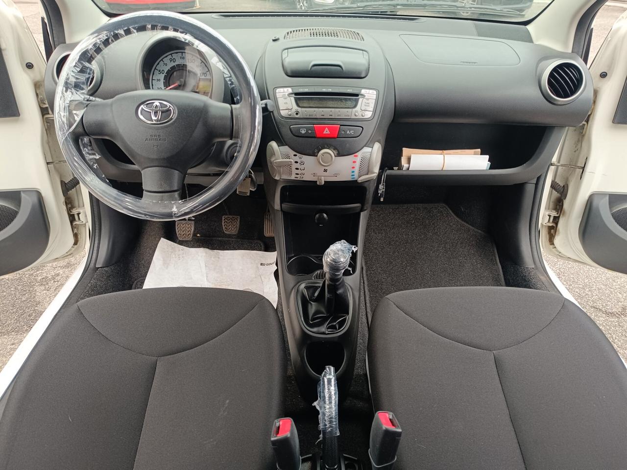 Toyota Aygo 1.0 12V VVT-i 5 porte Active Connect