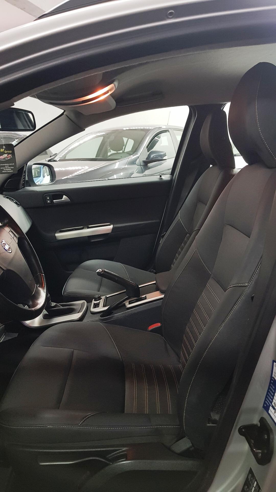 V50 1.6 16V MOMENTUM 94.000 KM. 10/2008