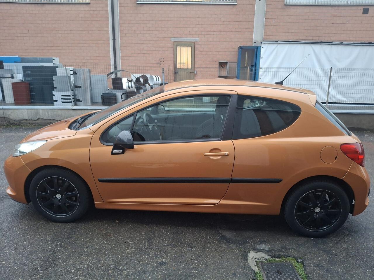 Peugeot 207 1.6 109CV 3p. XSI