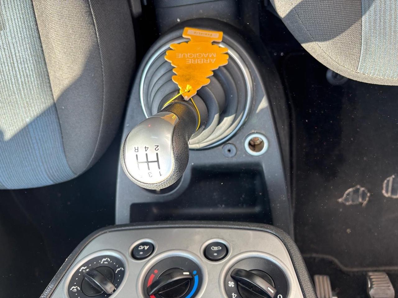 Ford Fiesta 1.2 benzina