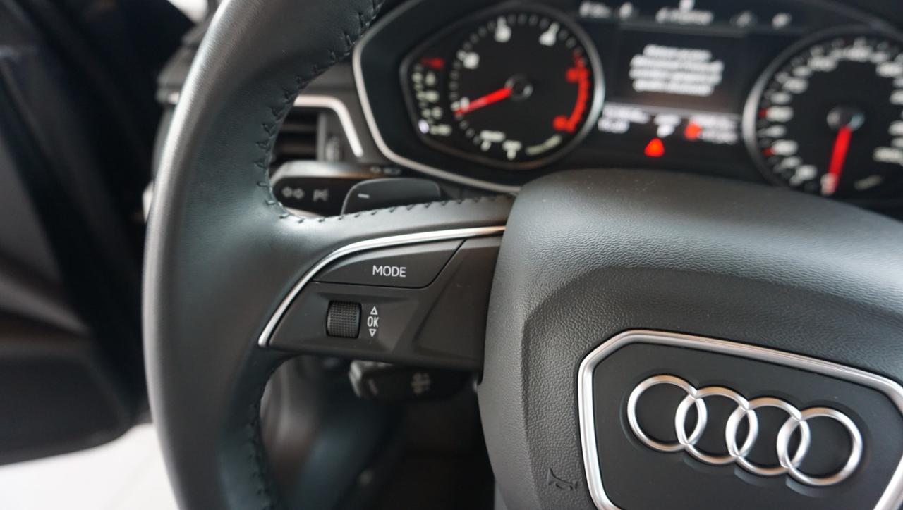Audi A4 Avant 30 2.0 tdi Business 122cv s-tronic my16