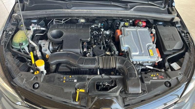 Renault Clio 1.6 E-Tech hybrid Zen 140cv auto my21