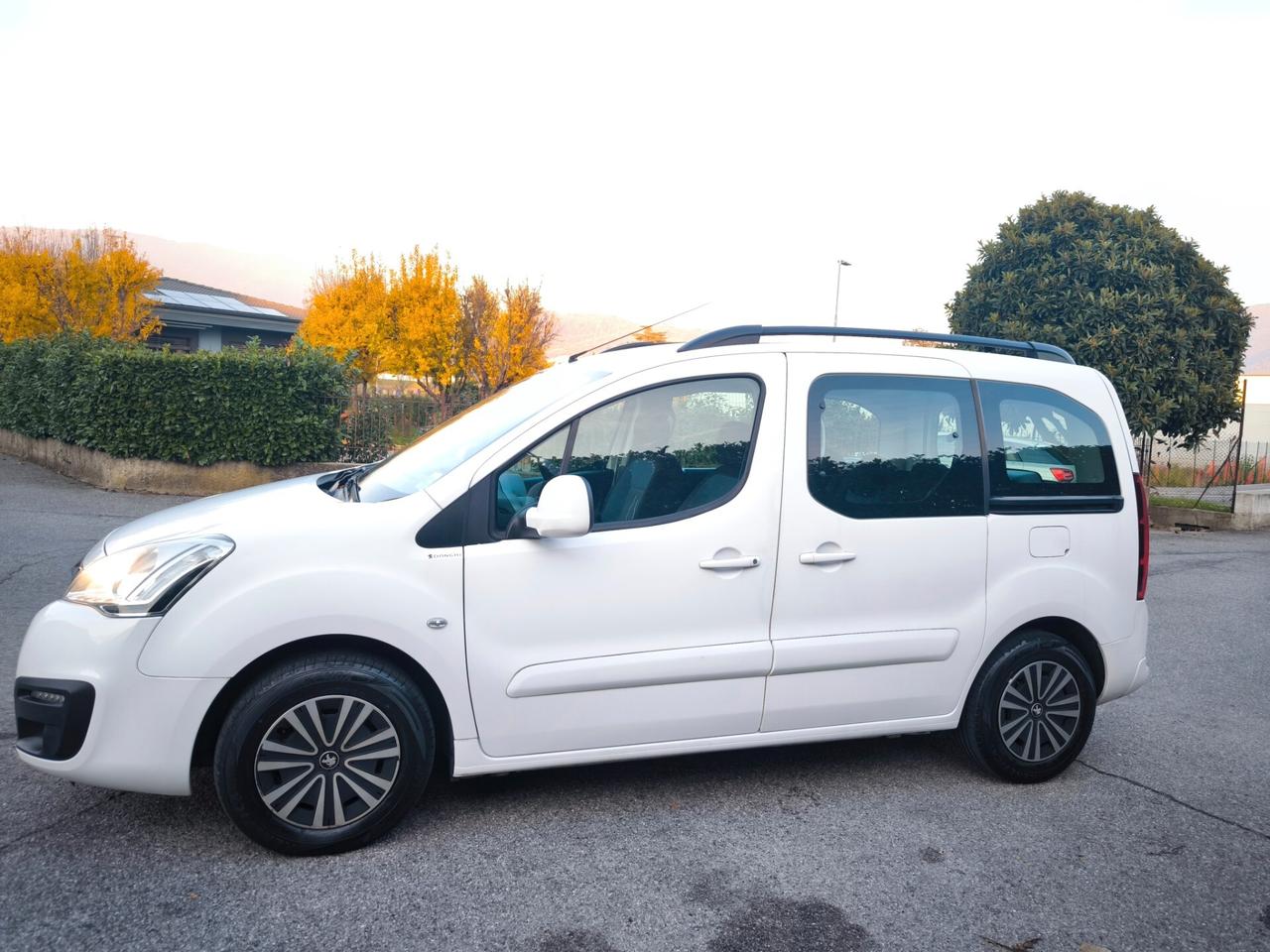 PEUGEOT PARTNER TEPEE 1,6 HDI – OK NEOPATENTATI