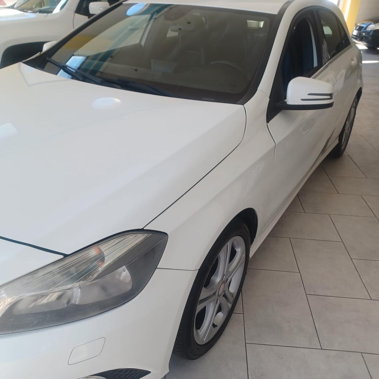 BUONE CONDIZIONI CLASSE A 180 1.5 TDI