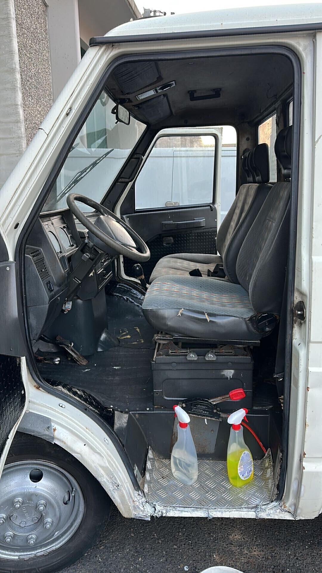 Iveco 35.10 ribaltabile