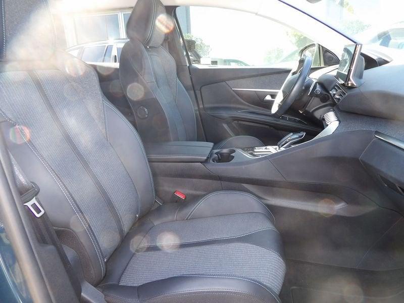 Peugeot 3008 BlueHDI 130 EAT8 S&S Allure Pack