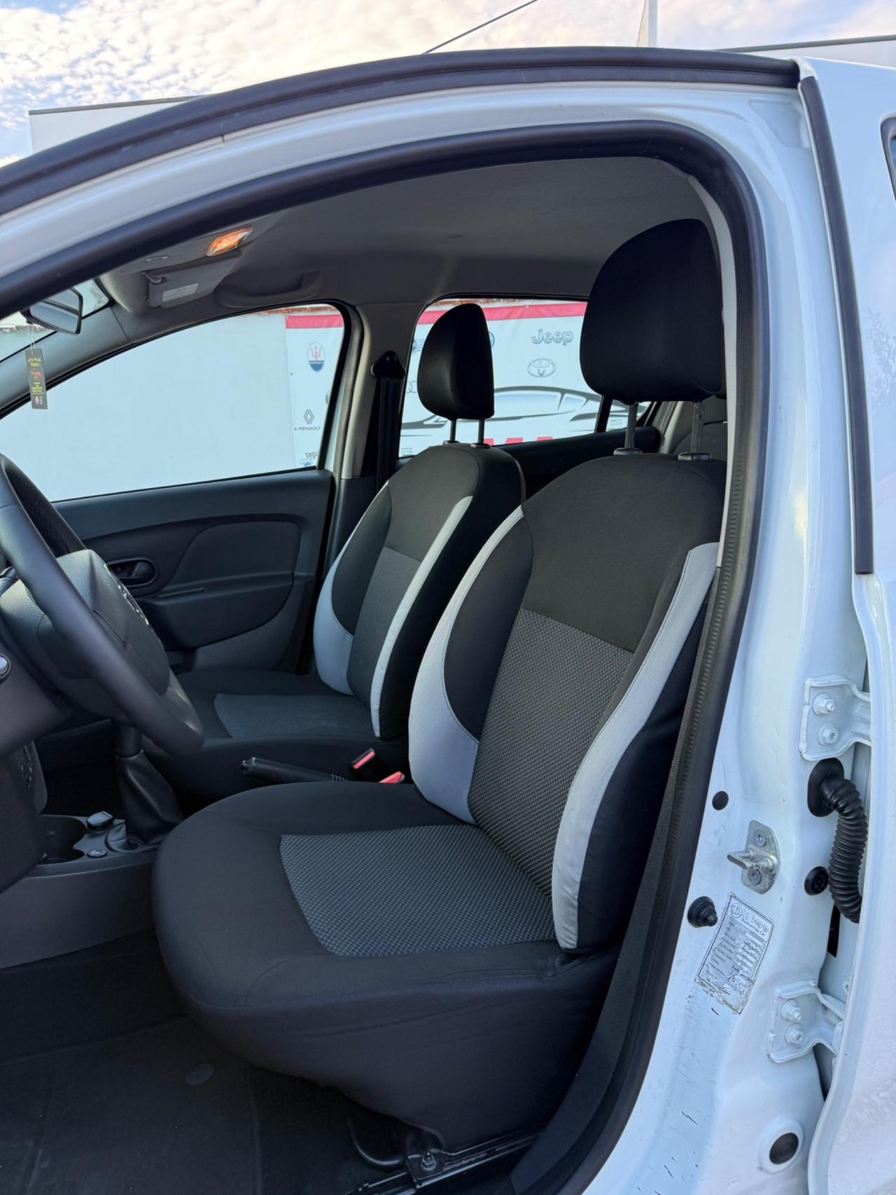 Dacia Sandero 0.9 TCe 12V T-GPL 90CV Start&Stop La Gazzetta d. Sp.