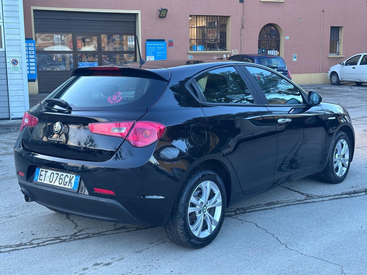 Alfa Romeo Giulietta 1.6 JTDm-2 105 CV Exclusive