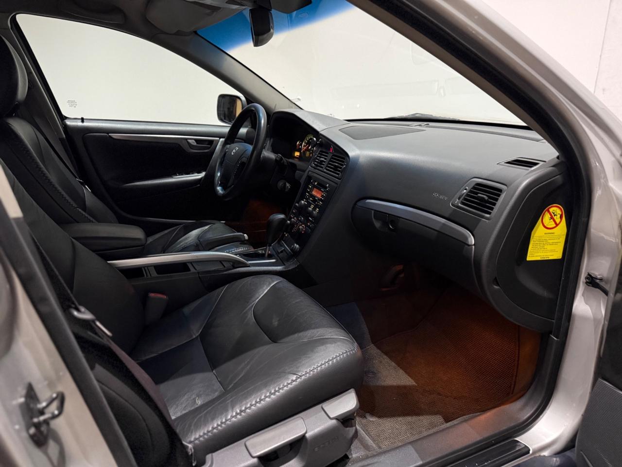 Volvo XC70 2.4 D5 AWD (163cv/120kw)