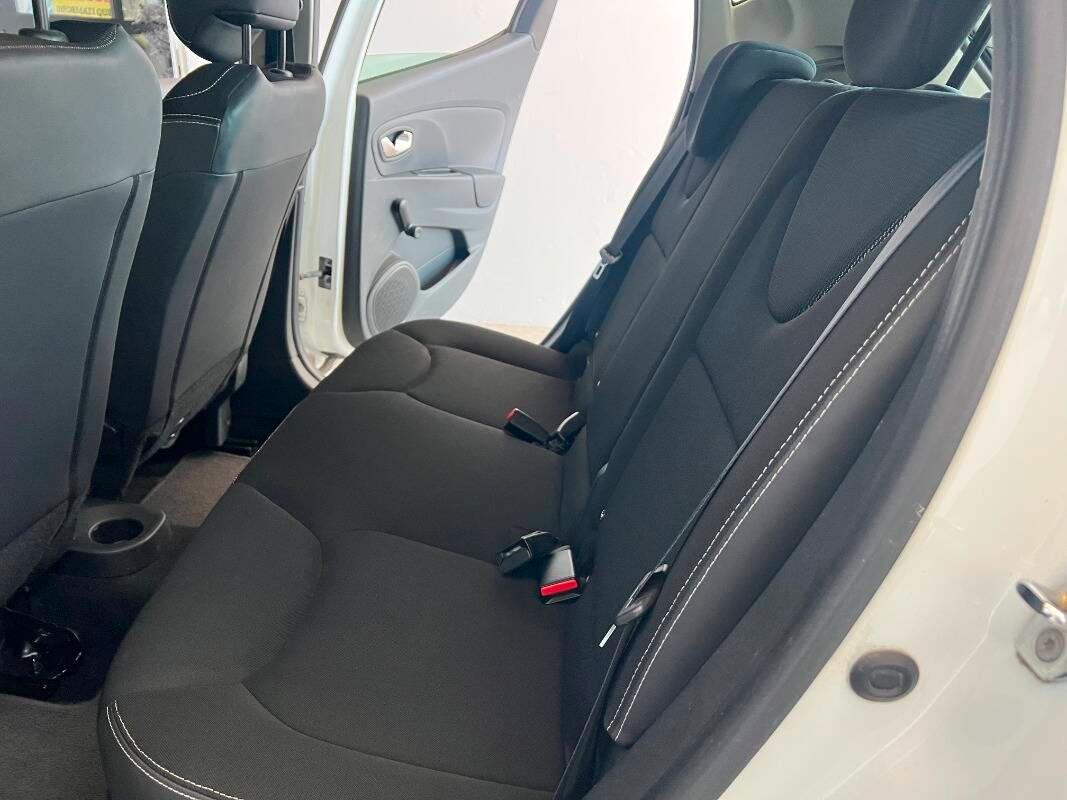 Renault Clio 1.2 Wave 75cv