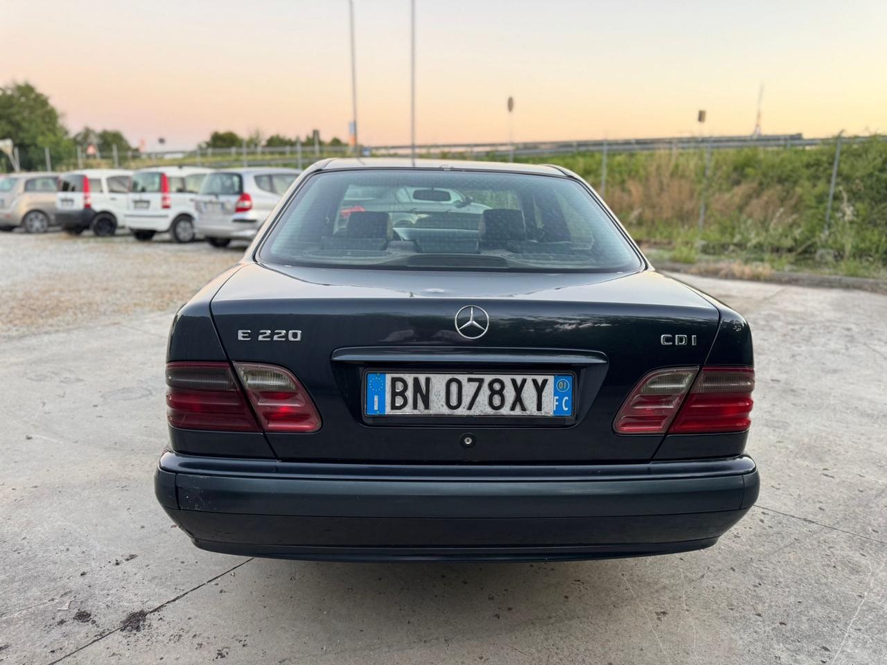 Mercedes-benz E 220 E 220 CDI cat Classic