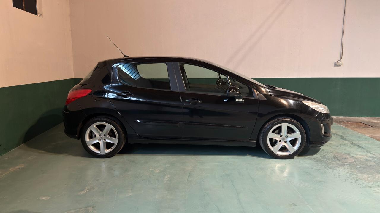 Peugeot 308 1.6 HDi 110CV 5p. Féline (5 Marce)