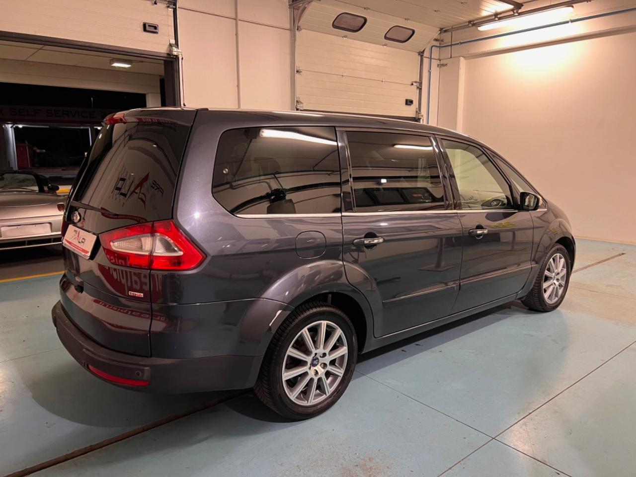 Ford Galaxy 2.0 TDCi 140 CV Ghia DPF