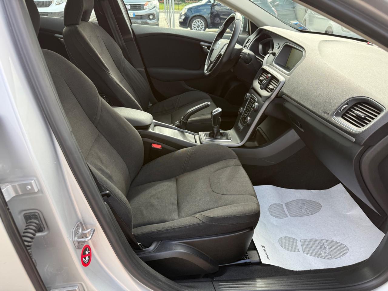 Volvo V40 D2 1.6 Momentum UNICO PROPRIETARIO