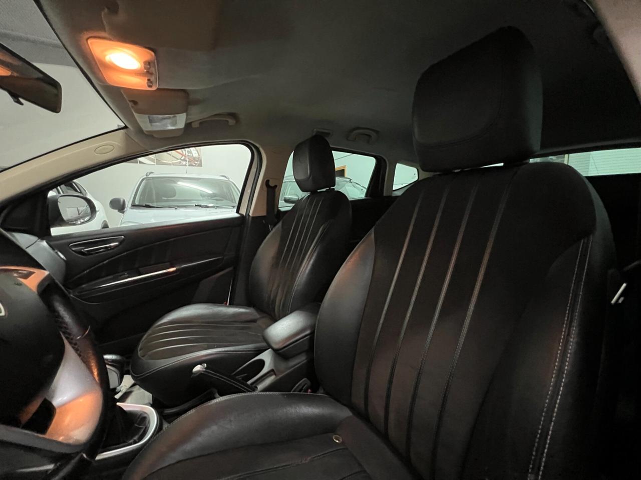 Lancia Delta 1.4 T-Jet 120 CV Platino Ecochic GPL