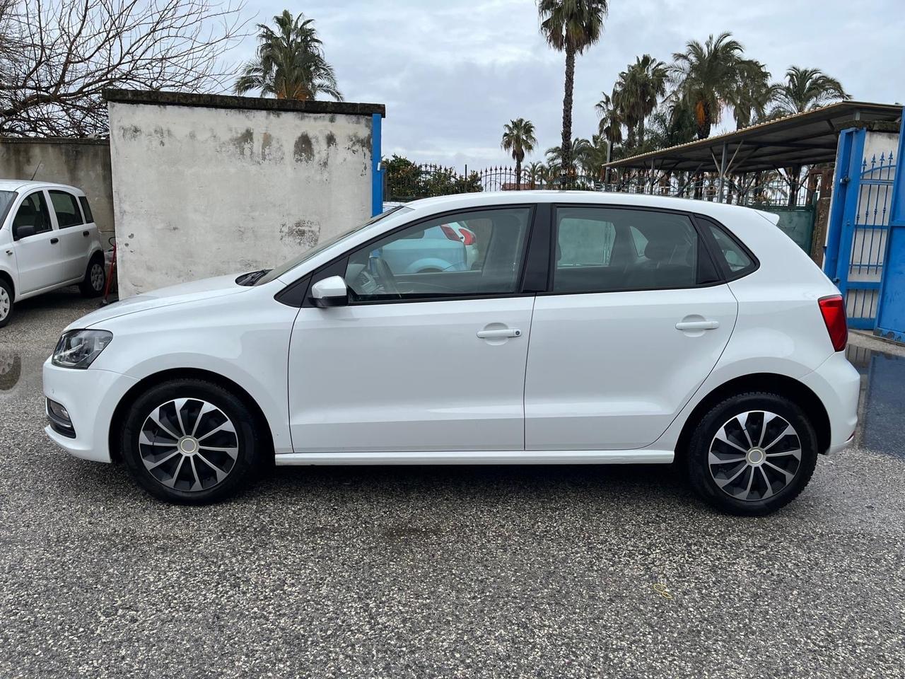 Volkswagen Polo 5P-1.4 tdi DSG-full-2017