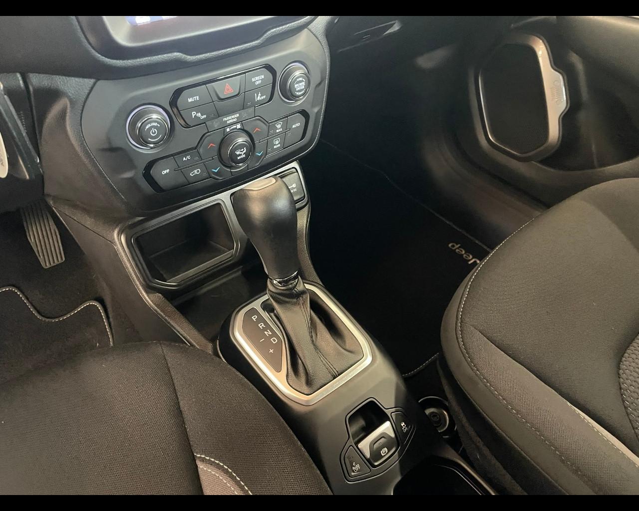 JEEP Renegade - Renegade 1.5 Turbo T4 MHEV Limited