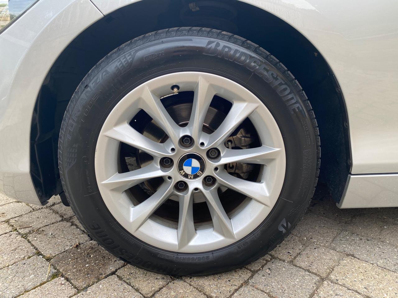 Bmw 118 118d 5p. Urban SOLI 49.000 KM !!