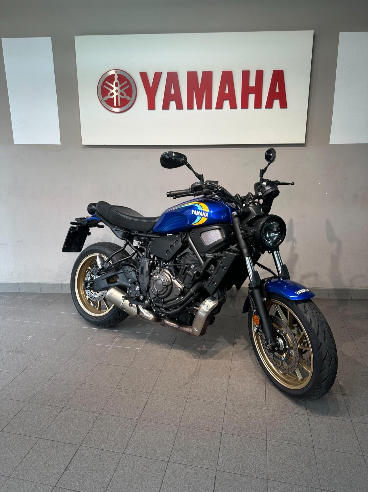 Yamaha XSR 700 XSR700 DPBMC HISTORIC BLUE