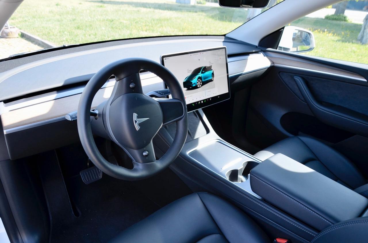 TESLA MODEL Y LONG RANGE DUAL MOTOR AWD, UNICOPROPRIETARIO, AUTOPILOT AVANZATO, PERMUTE