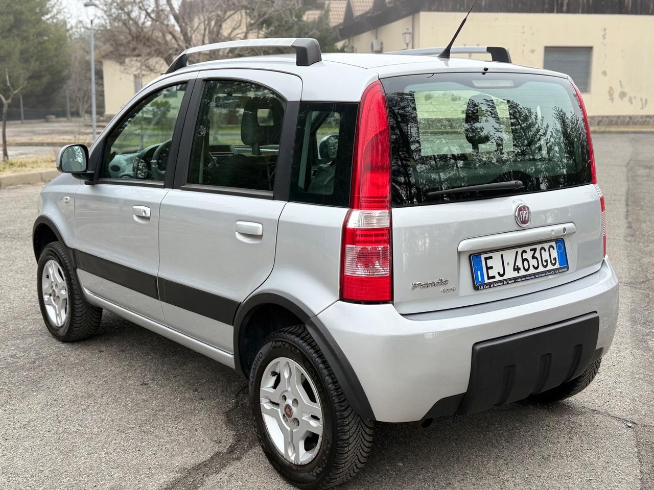 Fiat Panda 1.3 MJT 16V DPF 4x4 Climbing