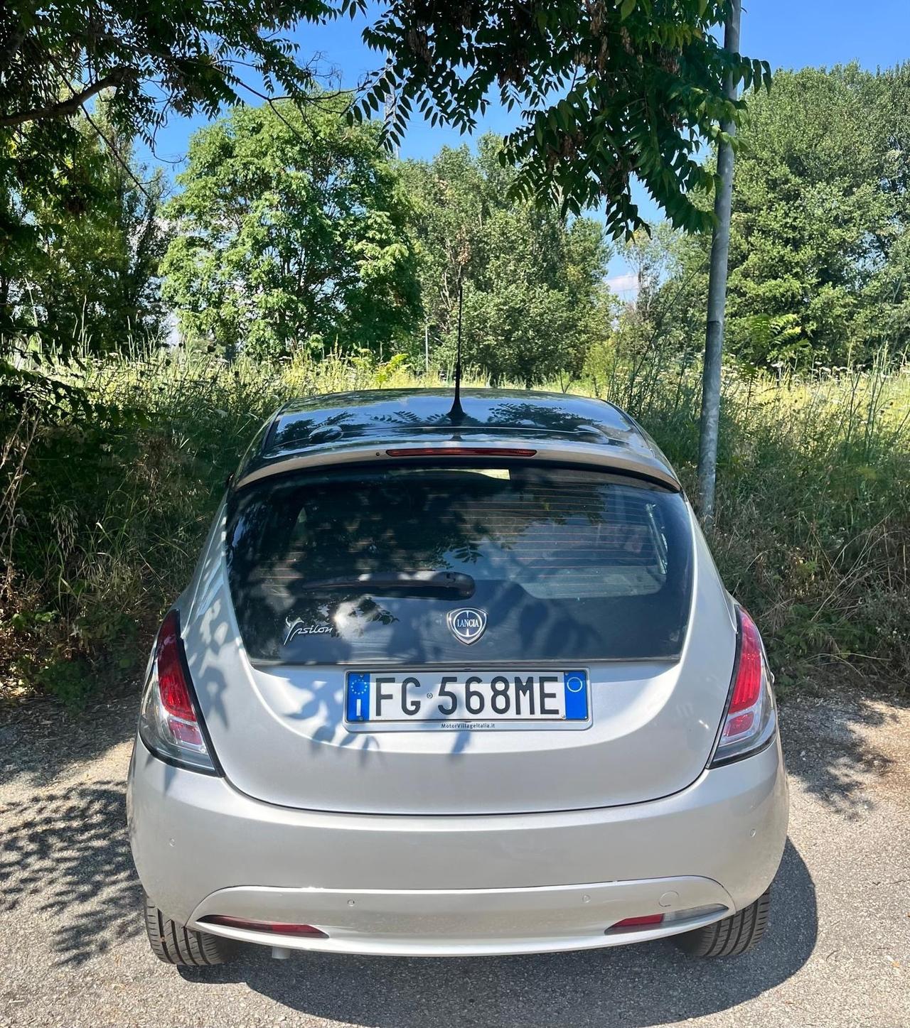 Lancia Ypsilon 1.2 69 CV 5 porte GPL Ecochic Platinum