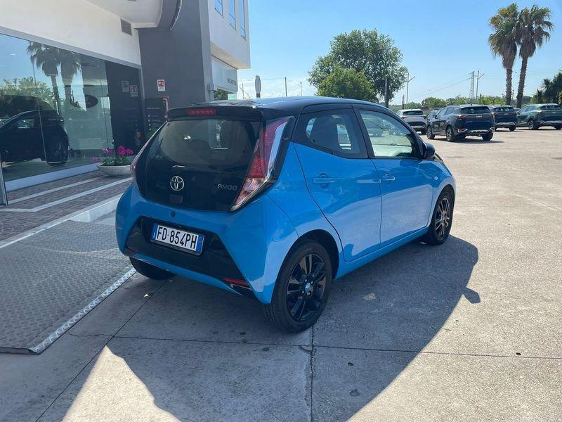 Toyota Aygo 1.0 VVT-i 69 CV x-play
