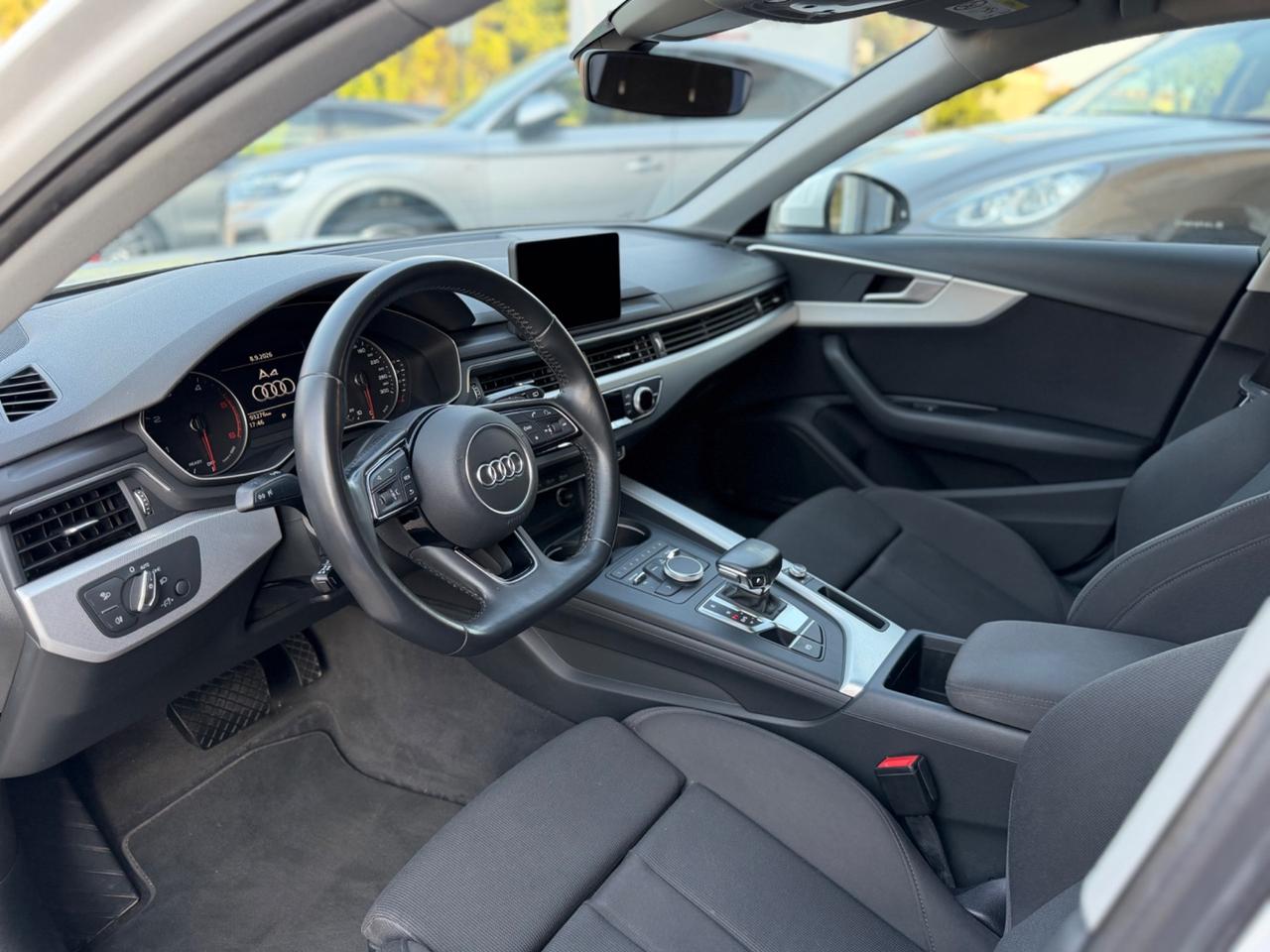 Audi A4 Avant 2.0 TDI 150 CV ultra S tronic Sport