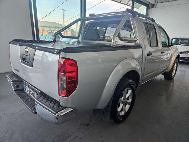 Nissan Navara 2.5 dci d.cab LE PLUS AUTOMATICO 4X4
