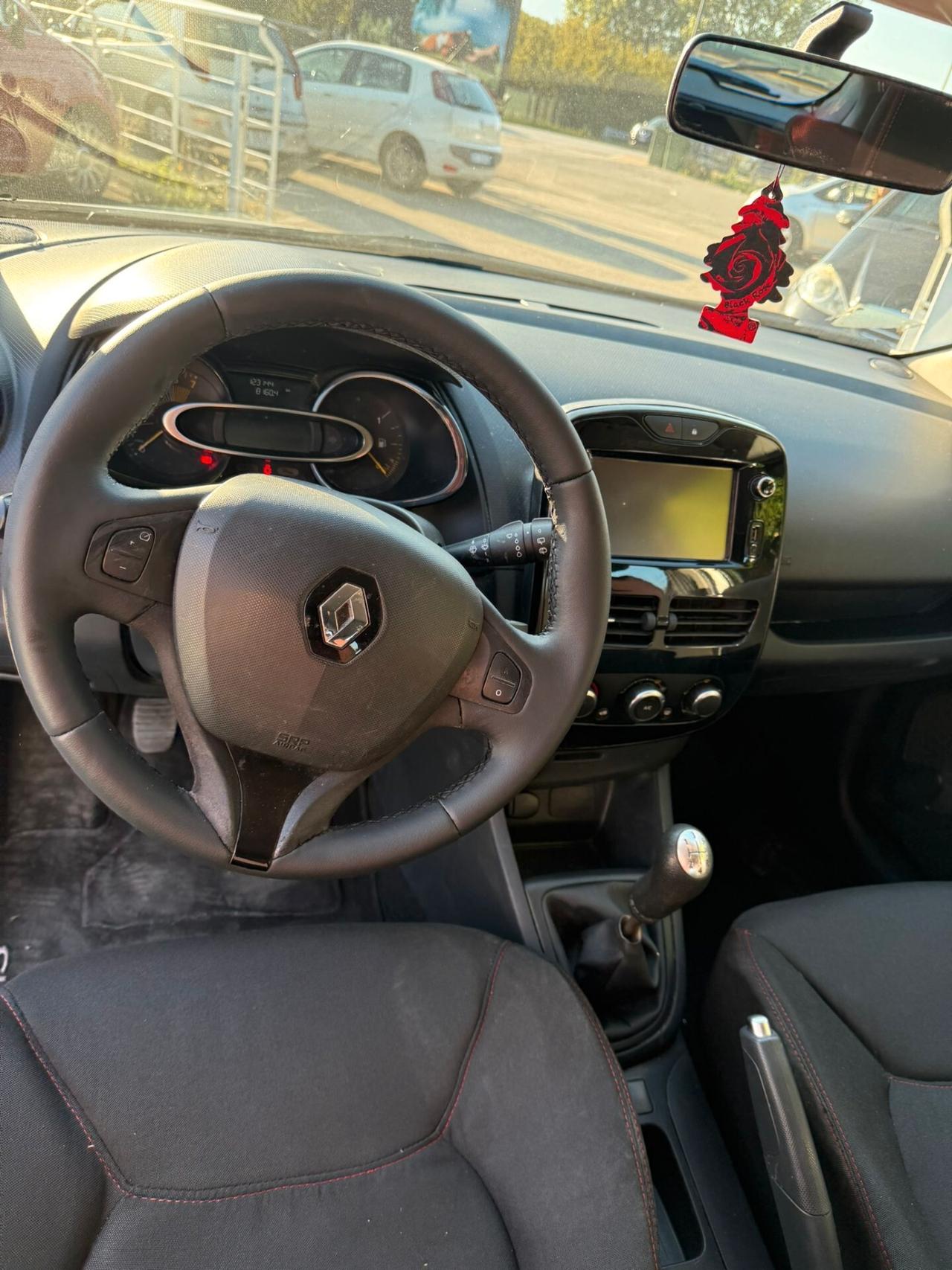 Renault Clio 1.2 75CV GPL 5 porte ( per neopatentati)