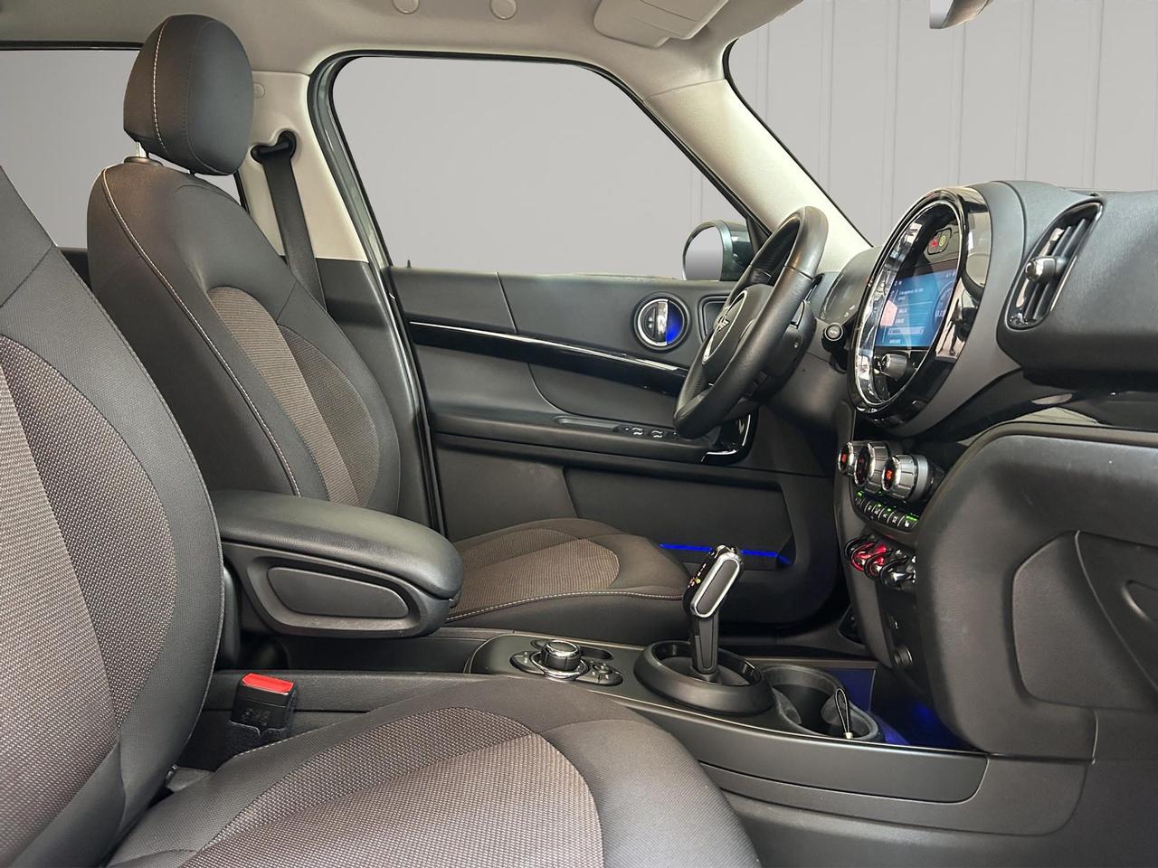 Mini Mini Countryman 1.5 Cooper Essential auto