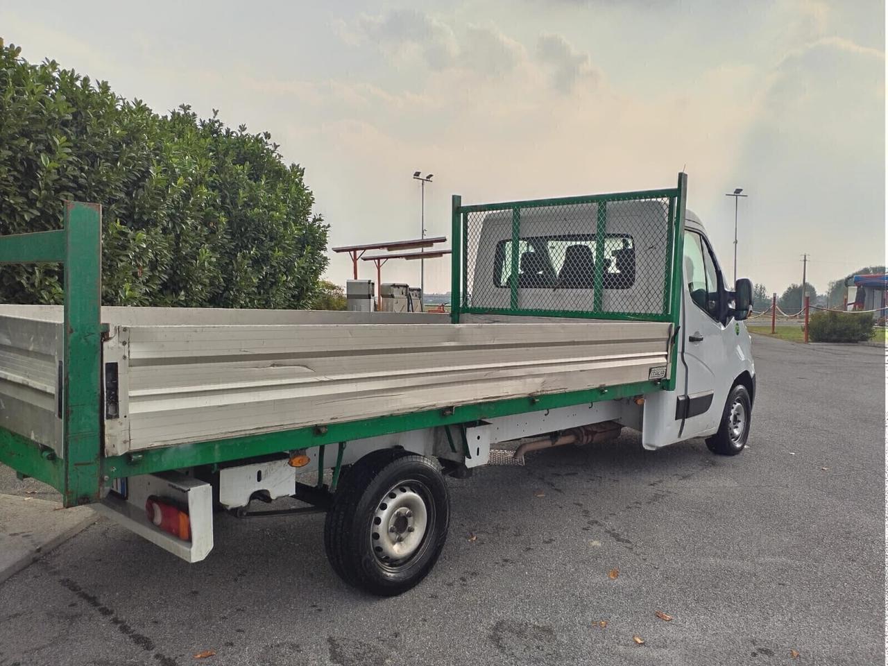 Renault Master T35 2.3 dCi 2015