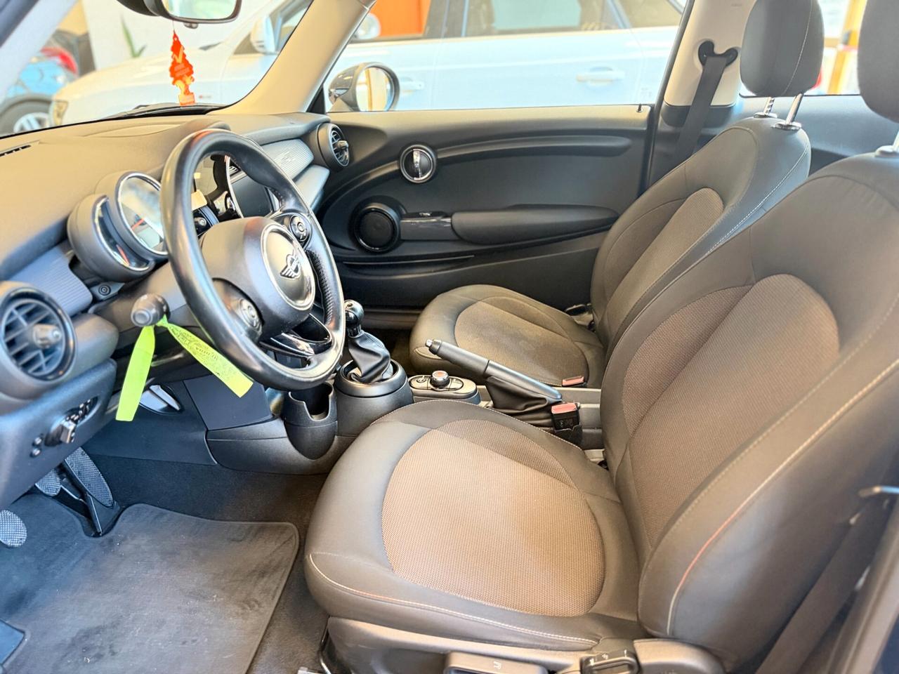 Mini 1.5 Cooper D DISPONIBILE SOLO SU APPUNTAMENTO