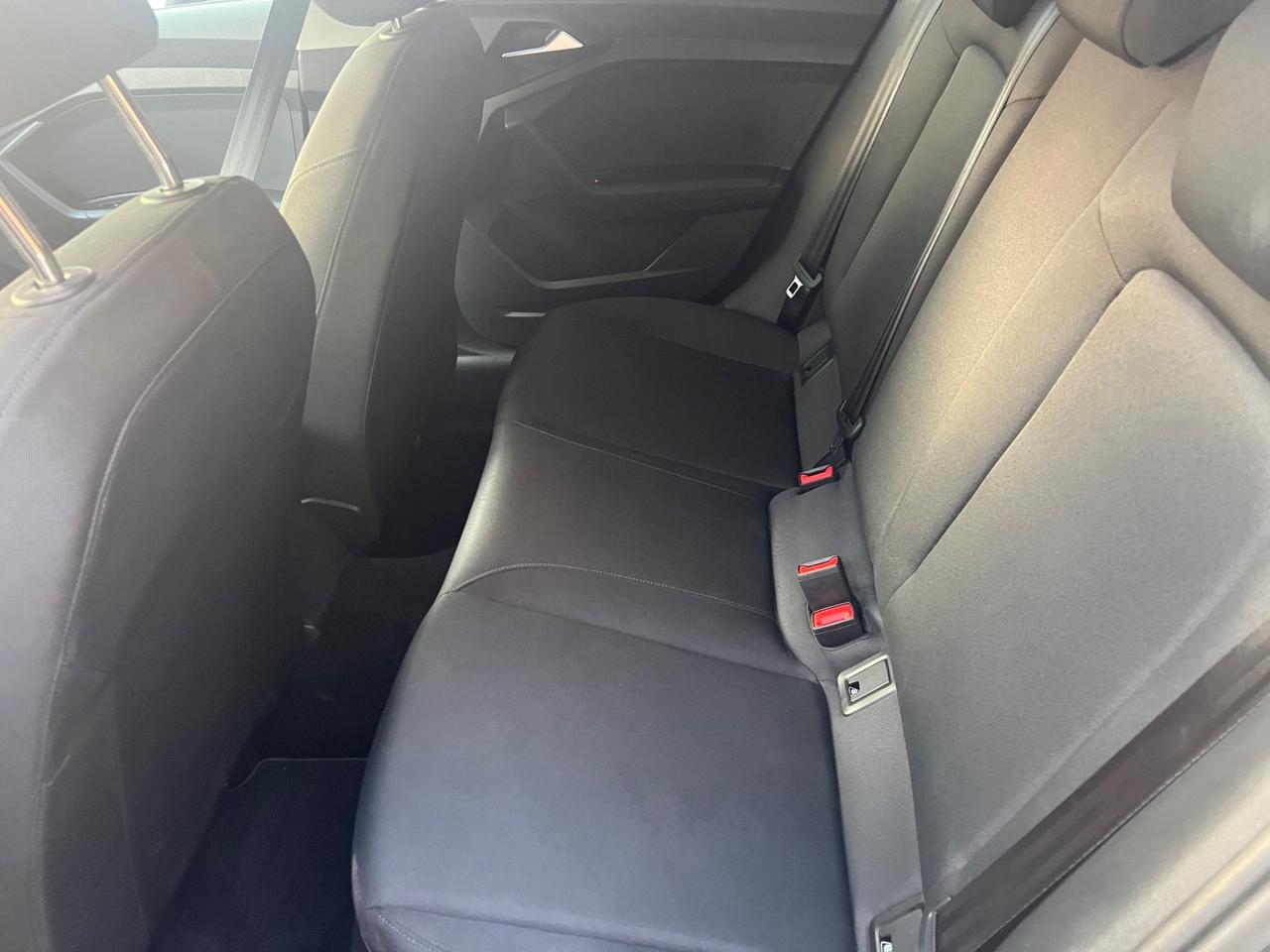 Audi A1 30 TFSI S tronic Identity