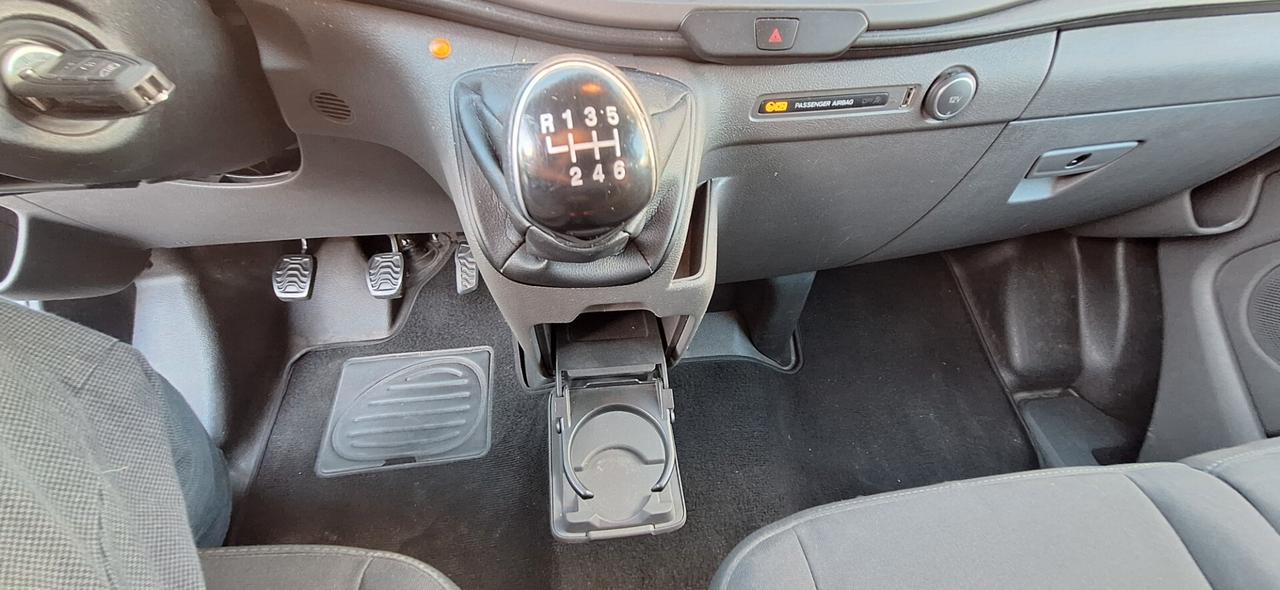 Ford Transit Custom 320 2.0 TDCi PC Combi Trend 9 POSTI