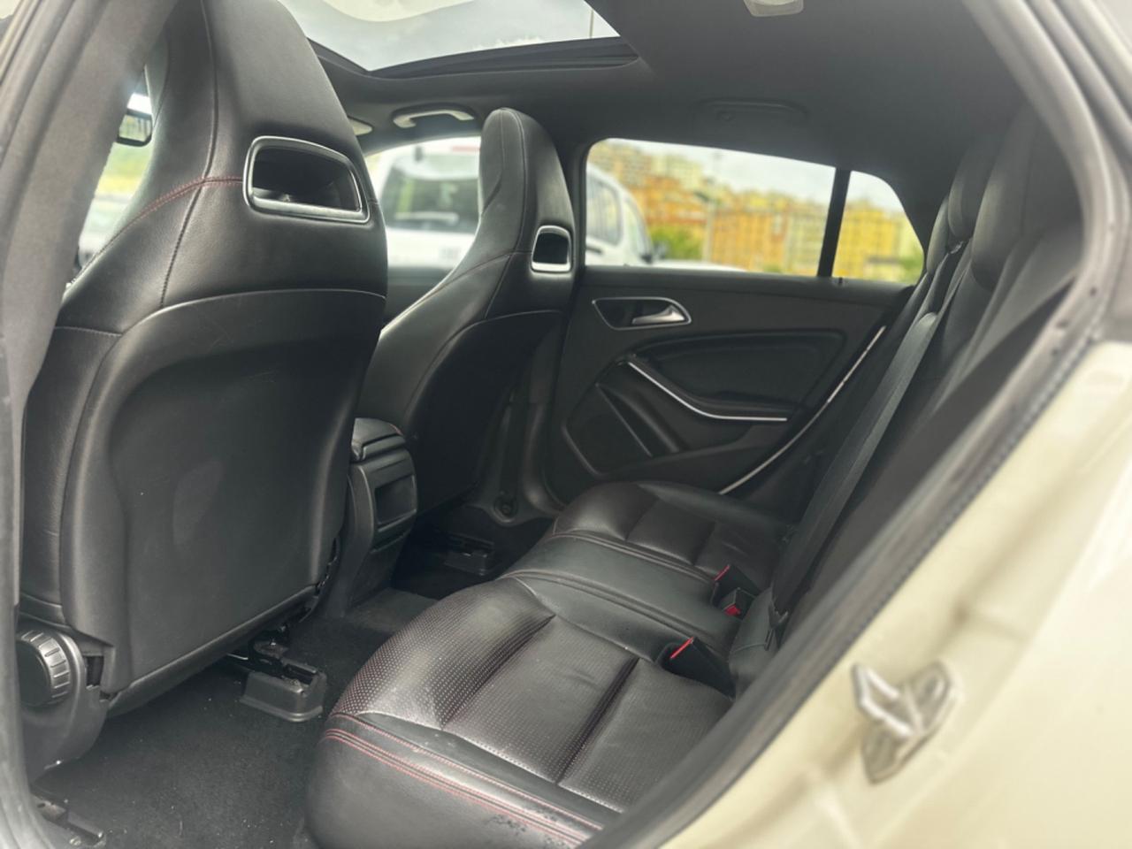 Mercedes-benz CLA 200 d 4Matic Premium AMG 2016