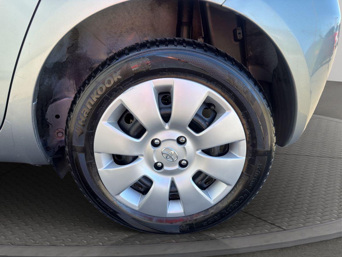 TOYOTA - Yaris - 1.0 69cv 5p. Sol